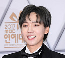 [BZ포토] 위너 김진우, '혼자서도 잘해요~'