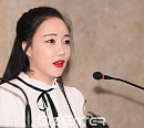[BZ포토] 낸시랭 의혹 해명 기자회견, '진실은 승리한다'