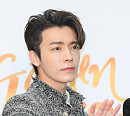 [BZ포토] 슈퍼주니어 동해, 거꾸로 먹는 나이