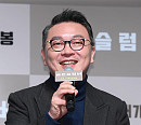 [BZ포토] 김의성, 위기의 남자를 구하는 조력자