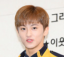 [BZ포토] NCT 마크, '멤버들과 진지한 얘기하고 싶어요'