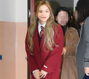 [BZ포토] 예리, '레드벨벳 코트 입고 졸업식 왔어요'