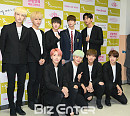 [BZ포토] SF9, 멤버 휘영 축하하러 '졸업식 총출동'