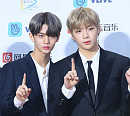 [BZ포토] 워너원 배진영-강다니엘, '막상막하 잘생김 대결'