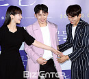 [BZ포토] 박규영-오승훈-이이경, '서로 자리 양보하는 훈훈한 배우들'