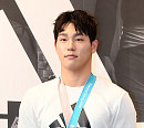 [BZ포토] 윤성빈, '반짝이는 금메달 목에 걸고'