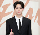 [BZ포토] 워너원 라이관린, 비주얼 엄지척