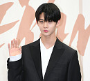 [BZ포토] 워너원 배진영, 놀라운 얼굴 크기