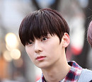 [BZ포토] 워너원 황민현, '점점 더 잘생겨지네'