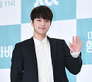 [BZ포토] 김명수, '얼굴이 다했네~'