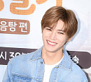 [BZ포토] NCT 태용, '살짝 웃으면 더 심쿵'