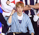 [BZ포토] 워너원 강다니엘, '월드컵 출전 선수인 줄'