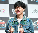 [BZ포토] 뉴이스트W JR, 빠져드는 미소