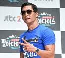 [BZ포토] 박준형, '선글라스 포기 못해'
