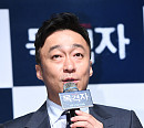 [BZ포토] 이성민, '목격자' 상훈입니다