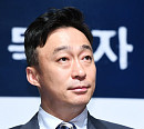 [BZ포토] 이성민, 살인마의 타겟이 된 '목격자'