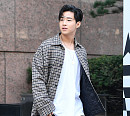[BZ포토] 헨리, '폭염에 누빔재킷'