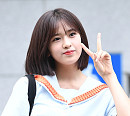 [BZ포토] 안유진, '브이만 해도 CF 한장면'