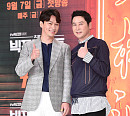 [BZ포토] 정상훈-신동엽, 'SNL에서 맞춰온 호흡 빅 포레스트까지~'