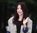 [BZ포토] 레이나, 오랜만에 음악방송 나들이