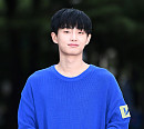 [BZ포토] 김용국, 기분 좋은 출근길