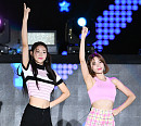 [BZ포토] AOA 설현-유나, 예쁜 애 옆에 예쁜 애