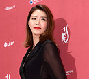 [BZ포토] 'SDA 2018' 채정안, 시선 강탈 '강렬한 레드립'