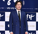 [BZ포토] 유재명, 결혼 앞 둔 예비신랑 '대세 배우'