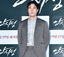 [BZ포토] 배성우, 묵직한 카리스마