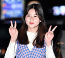 [BZ포토] 조수지, '귀엽게 양손 브이'
