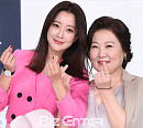 [BZ포토] 김희선-김해숙, '실제로는 모녀처럼 다정하게'