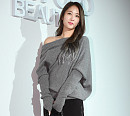[BZ포토] 소유, '루즈핏 스웨터를 입어도 여리여리'