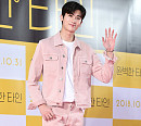 [BZ포토] 박형식, 남자는 역시 베이비핑크