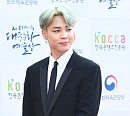 [BZ포토] 방탄소년단 지민, 아미 향한 달달한 미소