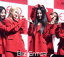 [BZ포토] EXID, '솔지에게 하트 몰아주기'