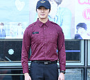 [BZ포토] '소집해제' 정일우, '드라마로 곧 인사드릴게요~'