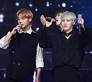 [BZ포토] 워너원 박지훈-하성운, '워너블 같이 불러요~'