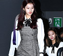 [BZ포토] 트와이스 사나, '사뿐사뿐 조심스럽게'