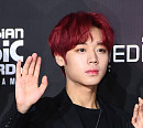 [BZ포토] 워너원 박지훈, 뽀글뽀글 빨간머리