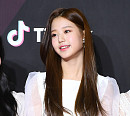 [BZ포토] 아이즈원 장원영, 클래스가 남다른 미모