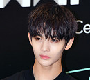 [BZ포토] 워너원 배진영, '하트다'