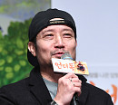 [BZ포토] 오성윤 감독, '마당을 나온 암탉' 이후 7년 만에 작품 "감격스럽다"