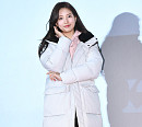 [BZ포토] 수지, '패딩도 패셔너블하게'