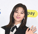 [BZ포토] 트와이스 정연, '살짝 웃으면 심쿵해'