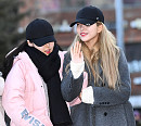 [BZ포토] 여자친구 신비, 택이 그대로 '신상이니까~'