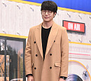 [BZ포토] 성시경, 반짝추위 '롱코트 장착~'