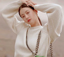 오연서, 제주도서 뽐낸 심플한 캐주얼룩 [화보]