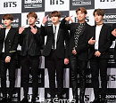 [비즈 스톡] "빅히트 상장 다가오는데…" '방탄소년단(BTS) 관련주' 디피씨 초록뱀, 주가 동반하락