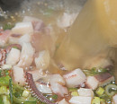 신계숙 교수, 파비앙과 전주 여행…전주천 도깨비시장 백반집ㆍ콩나물국밥ㆍ참게 영양탕 맛보다