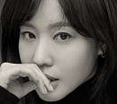 김아중, 대체불가 ‘퀸 아중’ 빠져드는 ‘블랙홀 눈빛’ [화보]